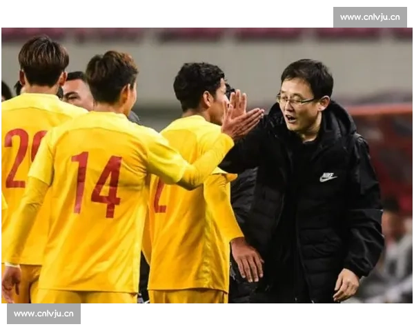 往返票变单程！伊万突遭下课，足协高层干预成关键